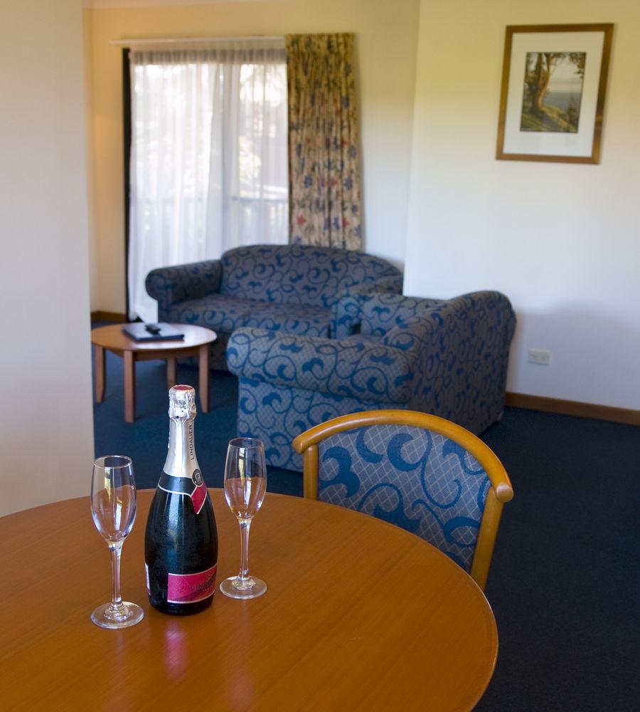 Governors Lodge Resort Hotel Burnt Pine Εξωτερικό φωτογραφία